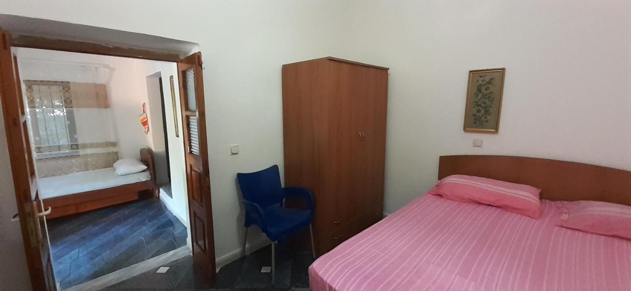 Eva Apartments Dhërmi Eksteriør billede