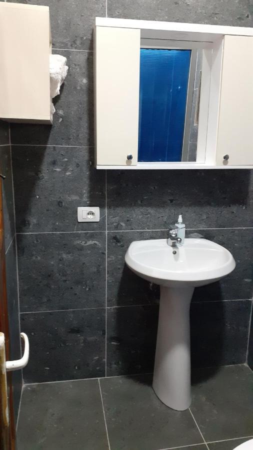 Eva Apartments Dhërmi Eksteriør billede
